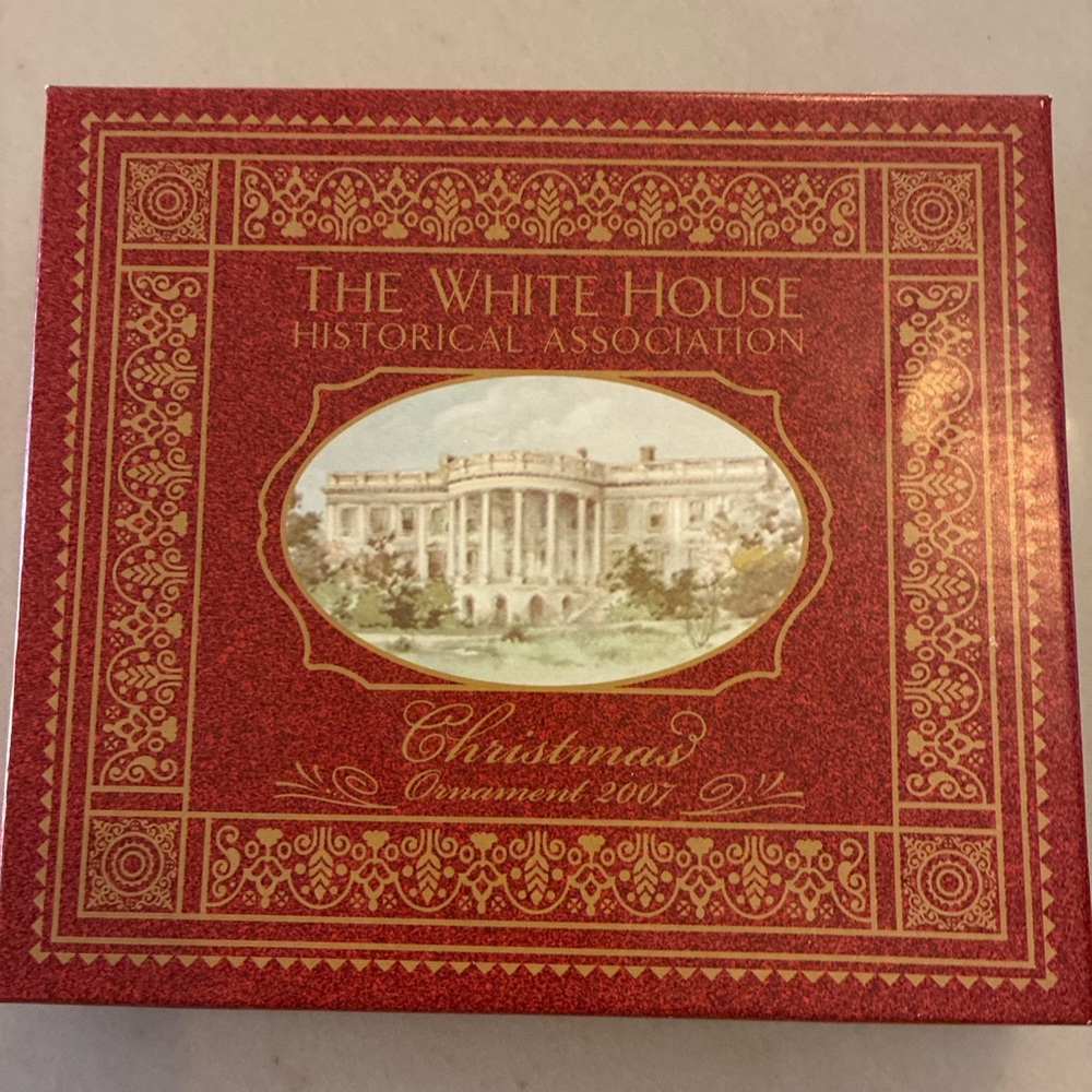 Y2K: PRESIDENTIAL White-House Historical X-MAS Ornament 2007 – Collector’s Boxed
